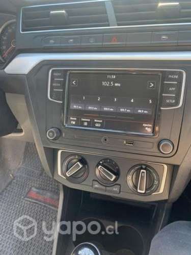 Se vende Taxi ejecutivo. Excelente estado.