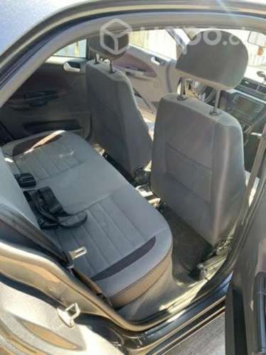 Se vende Taxi ejecutivo. Excelente estado.