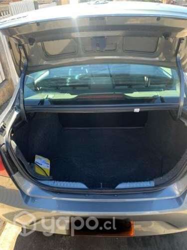 Se vende Taxi ejecutivo. Excelente estado.