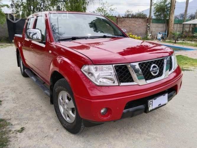NISSAN NAVARA 2012 4x2 uso particular no minera
