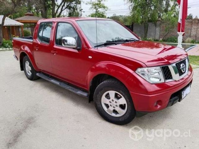 NISSAN NAVARA 2012 4x2 uso particular no minera