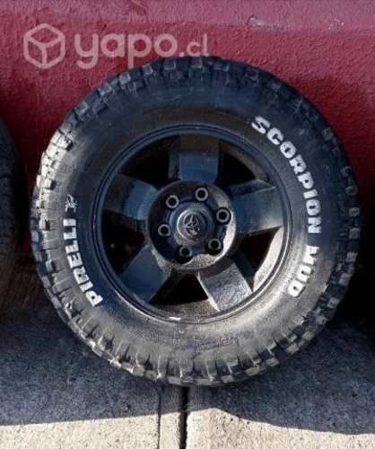 Juego de 5 Llantas Toyota originales aro 16