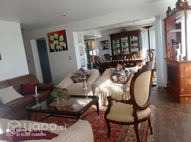 Excelente casa con preciosa vista en barrio exclusivo IDAHUE