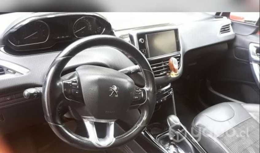 Peugeot 2008 1.2 puretech automatico 2017 Allure