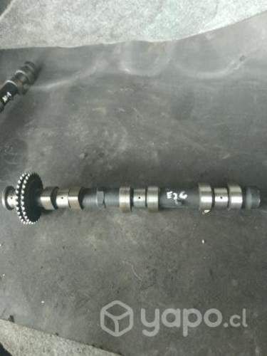 EJE DE LEVA CULATA DERECHA ESCAPE Grand Nomade 2g