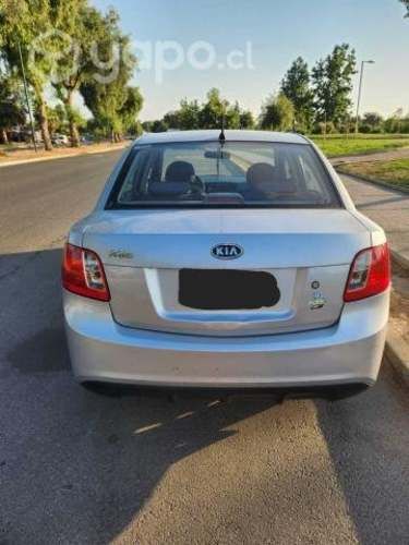 KIA poco km, año 2012