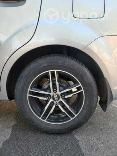 KIA poco km, año 2012