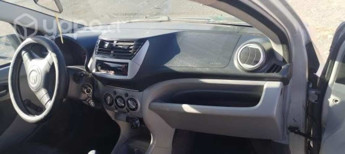 Se vende o se permuta suzuki celerio 2011