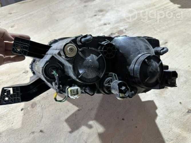 Óptico Renault Kwid