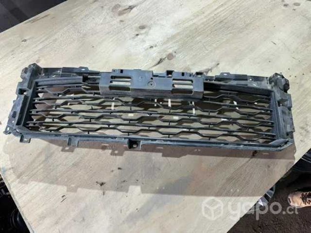 Rejilla Mitsubishi l200