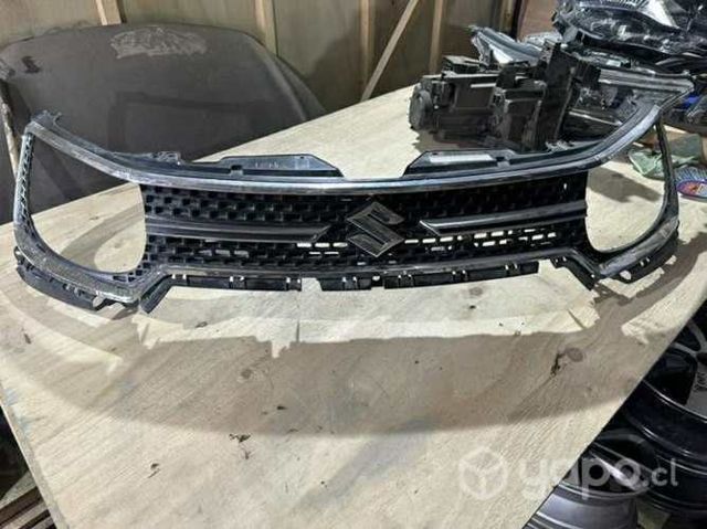 Máscara Suzuki ignis