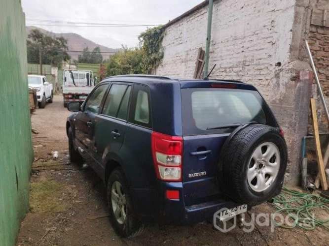 Suzuki grand nomade 2006