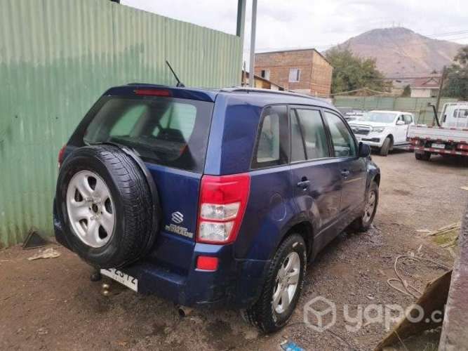 Suzuki grand nomade 2006