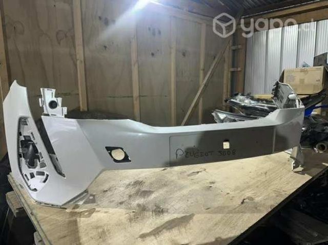 Parachoque Peugeot 5008