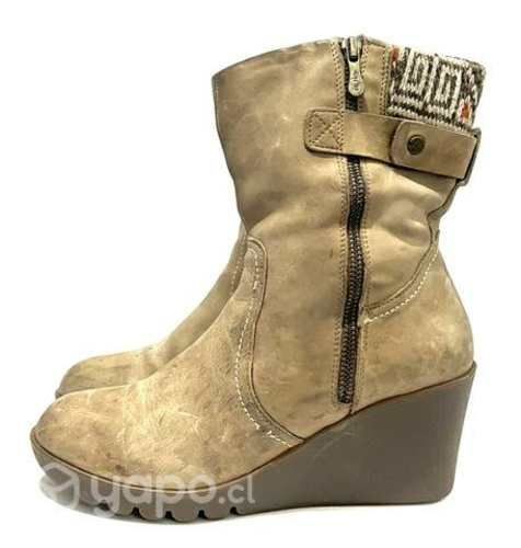 Botín Taco Chino De Cuero Marca 16 Hrs N*39 Café