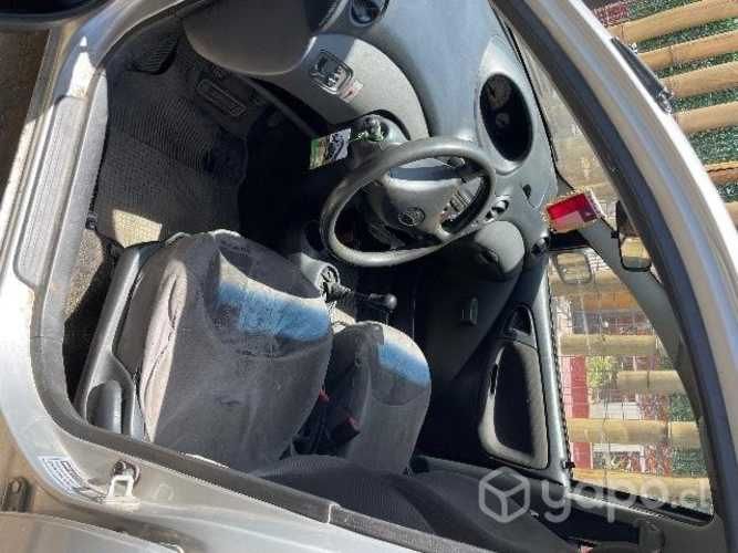 Toyota Yaris 2003