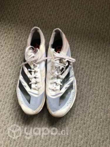 Zapatillas de clavo Lightstrike PRO