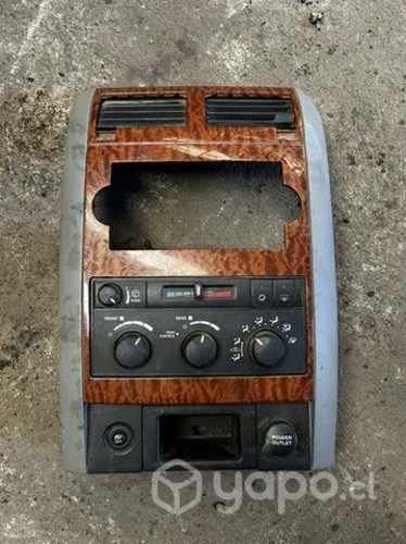 Panel radio y control calefacción Durango 2007
