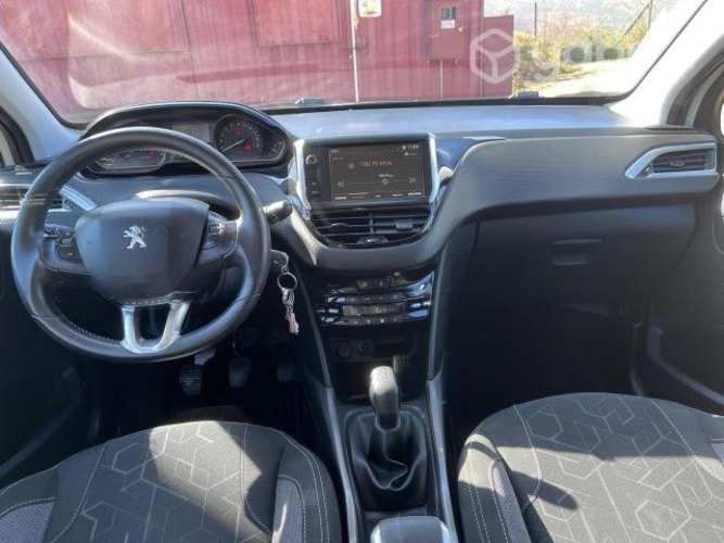 Peugeot 2008 año 2018