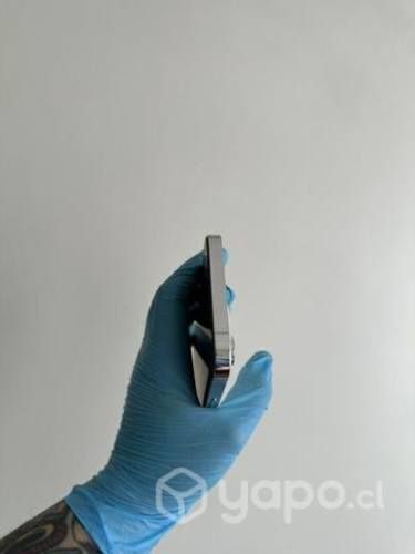 IPhone 12 Pro Max blanco usado sin caja