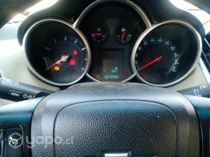 Vendo Chevrolet Cruze LS Hatchback