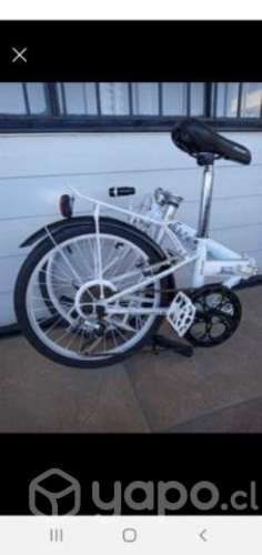 Bicicleta blanca plegable