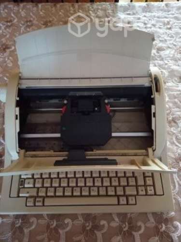 Máquina de escribir Olivetti