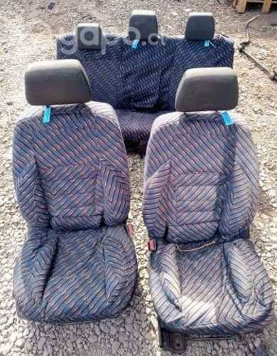 Juego Asientos (FRH002) Ford Ranger 3.2 Diesel 4x2