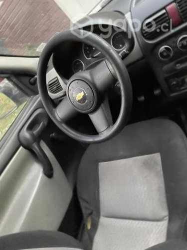 Se vende chevrolet corsa año 2010