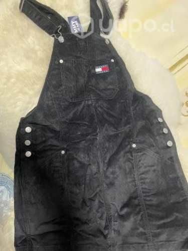 Jardinera negra de cotelé M tommy