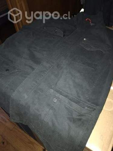 Chaqueta color negro talla l