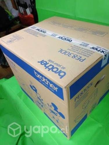 Máquina de Bordar Brother modelo PE830DL DISNEY