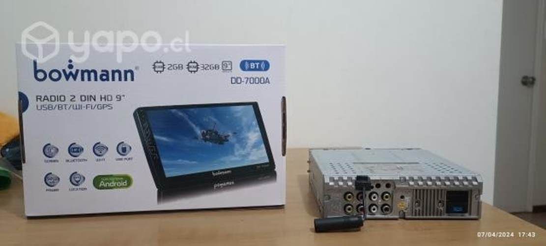 Radio Pioneer y Bowmann