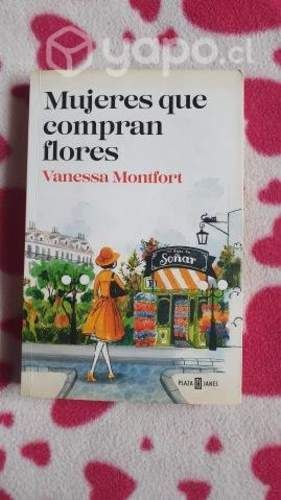 Best seller. Mujeres que compran flores
