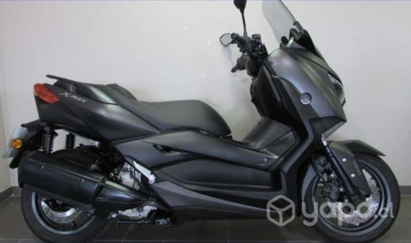 Yamaha Xmax 2022
