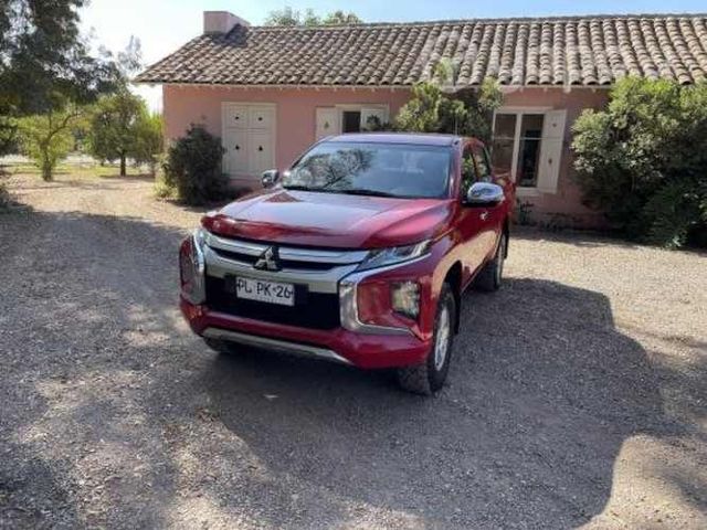 MITSUBISHI L200 2021 4x4 unico dueño