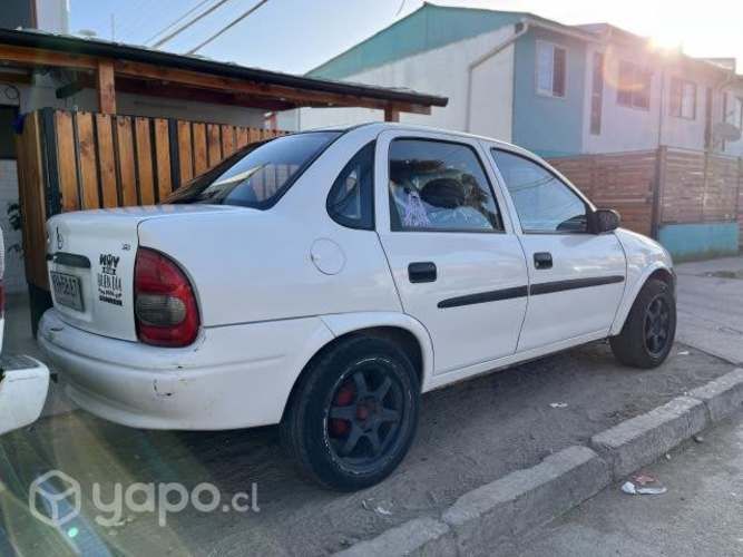 Vendo Chevrolet corsa año 2005, motor 1.6