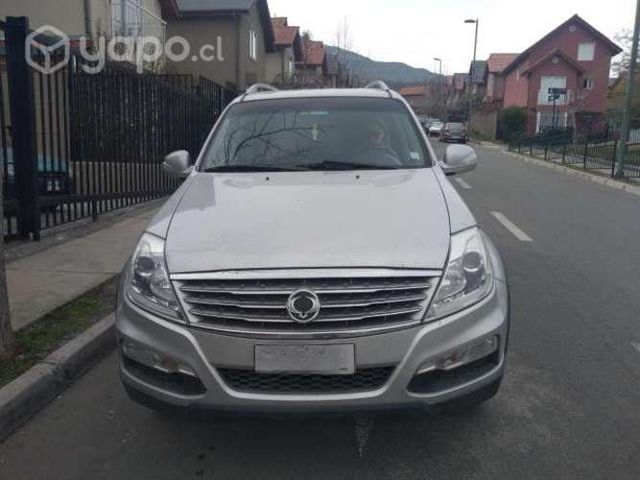SSANGYONG REXTON W 2013 4x2 2.0 DIESEL AÑO 2013