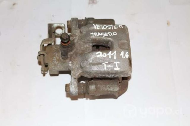 Caliper trasero izq Hyundai Veloster T-i 1.6 2011