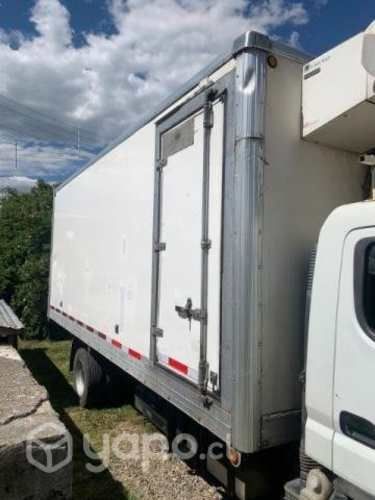 Mitsubishi fuso canter 815