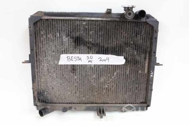 Radiador Kia Besta 3.0 2004