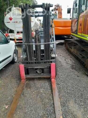 Grúa Horquilla Nissan 3.0 Modelo UL02A25W