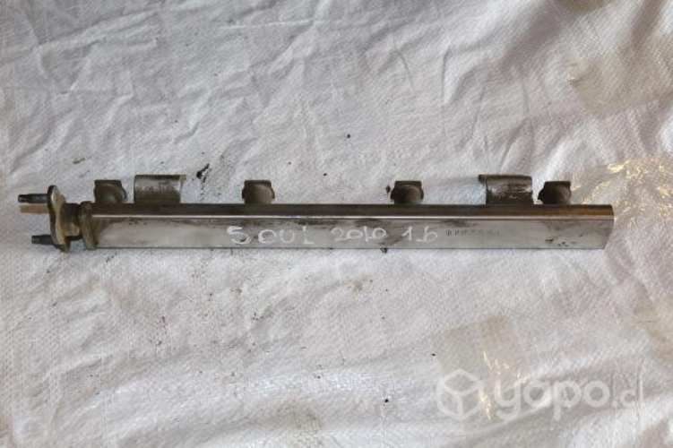 Riel de inyectorKia Soul 1.0 2010