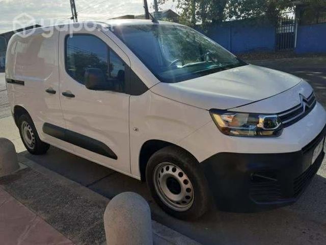Citroen berlingo diesel full equipo. 2021