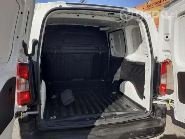 Citroen berlingo diesel full equipo. 2021