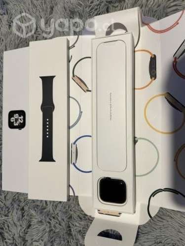 Apple Watch SE 44mm 2023