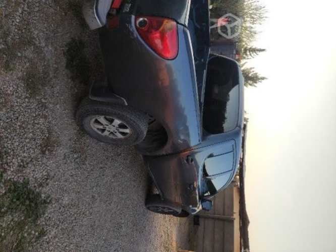 Mitsubishi l200 2015