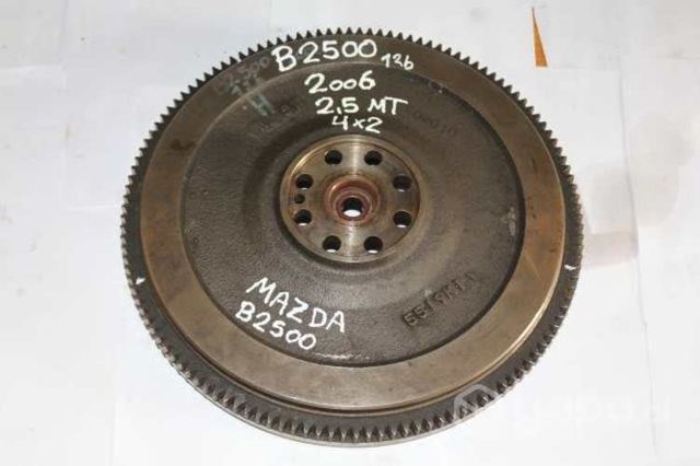 Volante de inercia Mazda B2500 2.5 4x2 Mt 2006