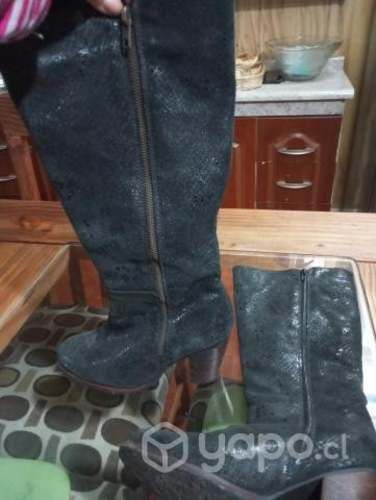Botas de cuero