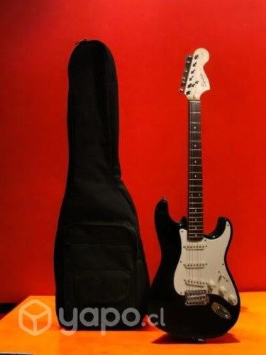 Guitarra Eléctrica Squier Stratocaster by Fender